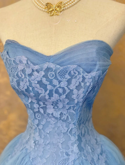 Elegant Ball Gown Sweetheart Blue Lace Prom Dress Floor Length For Women Evening Party Gown RB9127