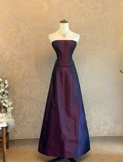 Elegant A line Strapless Burgundy Satin Prom Dress Floor Length For Women Evening Party Gown RB9132