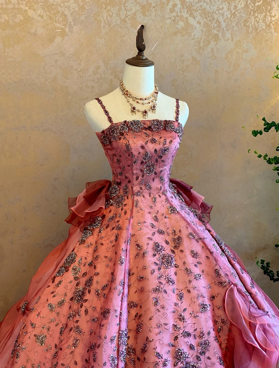 Quinceanera Dress Pink Spaghetti Straps Pink With Tiered Layers Floor Length Ball Gown Sweet 15 15th Birthday Gown RB9133