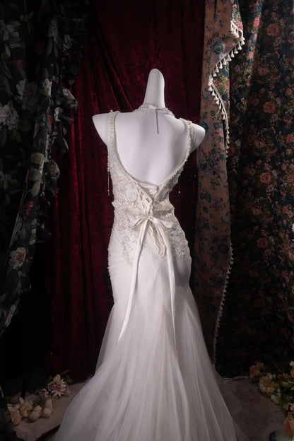 Stunning Mermaid V Neck 2000s White With Appliqued Corset Fitted Back Long Autumn Winter Bridal Dress Wedding Dresses RB8477