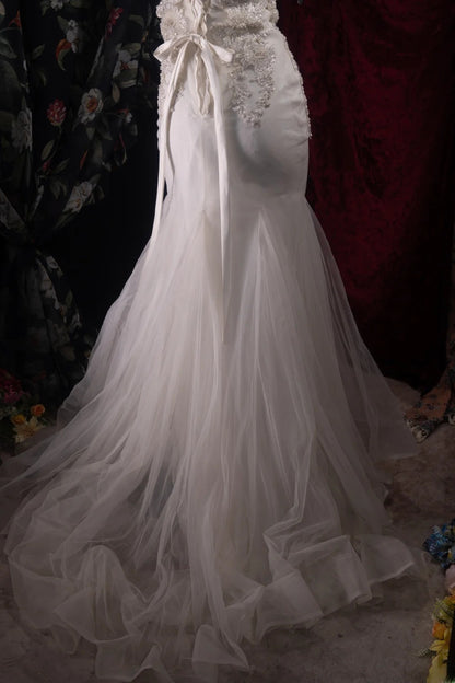 Stunning Mermaid V Neck 2000s White With Appliqued Corset Fitted Back Long Autumn Winter Bridal Dress Wedding Dresses RB8477