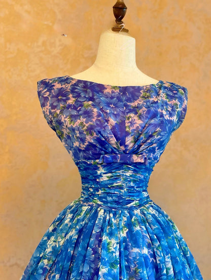 Cute Ball Gown Scoop Royal Blue Floral Knee Length Party Dresses Homecoming Cocktail Gown RB9134
