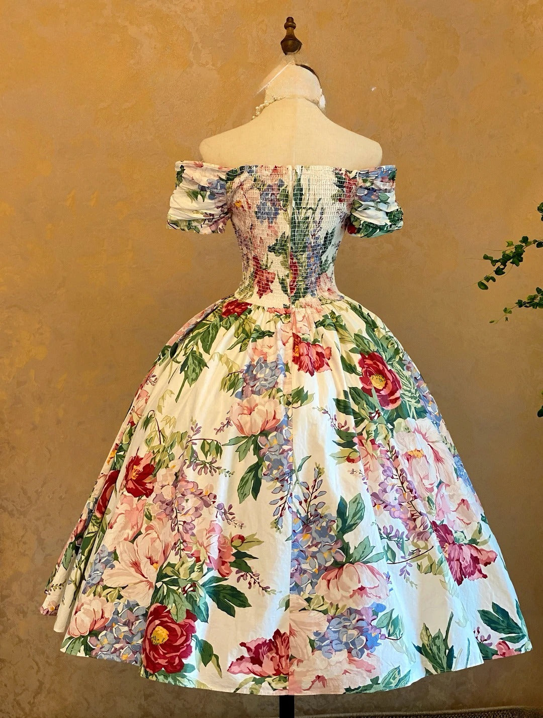 Cute Ball Gown Off Shoulder Floral Knee Length Party Dresses Homecoming Cocktail Gown RB9135