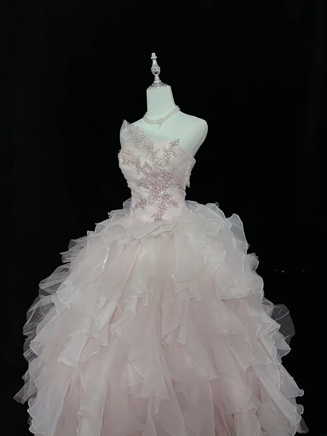 Dream Ball Gowns Strapless Pink With Ruffled Layers Tiered Long Prom Dress Senior Puffy Sweet 16 Sixteen Outfit Vestido de 15 RB7610