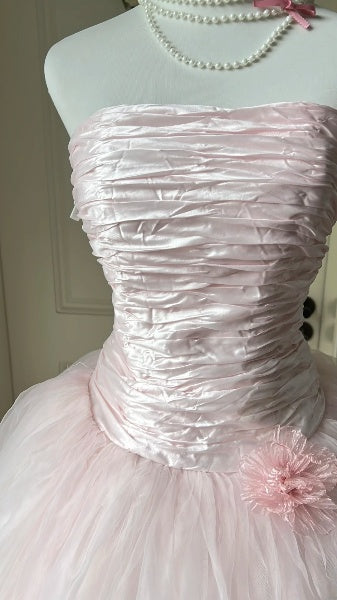 Sweet 15 Quinceanera Dress Ball Gown Strapless Pink With Ruffled Long 15th Birthday Outfits RC0570