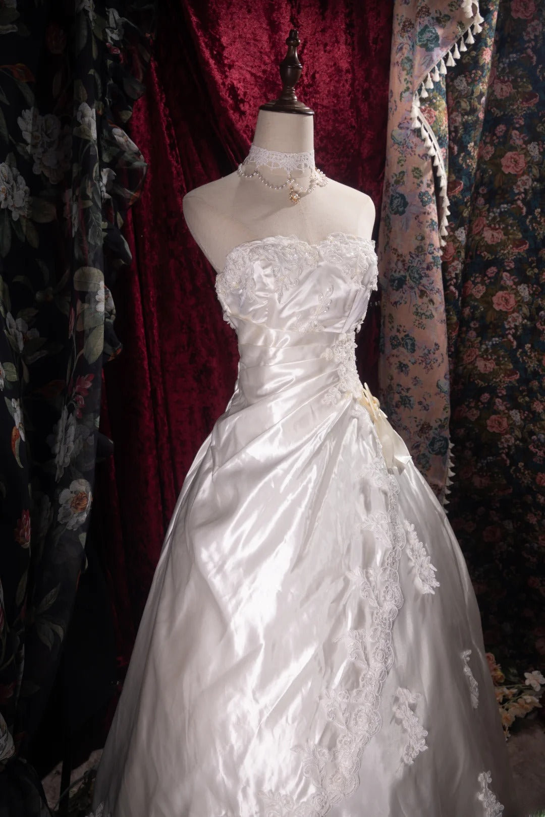 Pretty Ball Gown Strapless White Lace 2000s With Appliqued Long Autumn Winter Bridal Dress Wedding Dresses RB8496