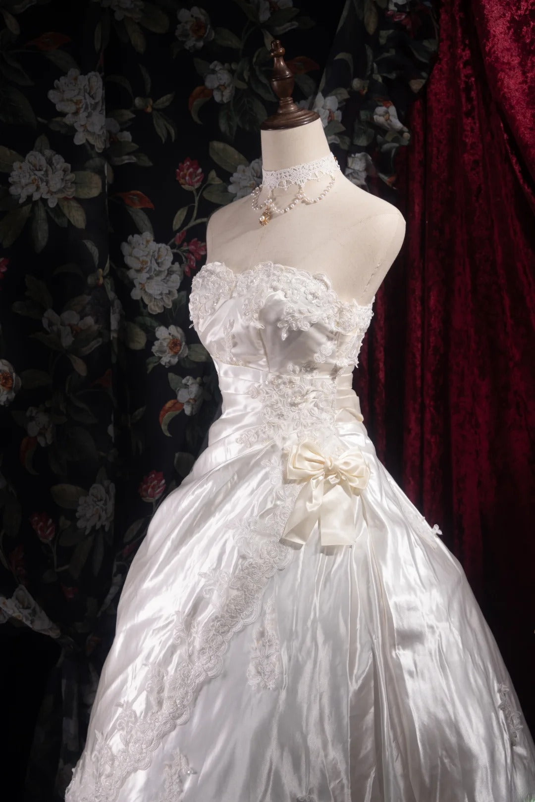 Pretty Ball Gown Strapless White Lace 2000s With Appliqued Long Autumn Winter Bridal Dress Wedding Dresses RB8496