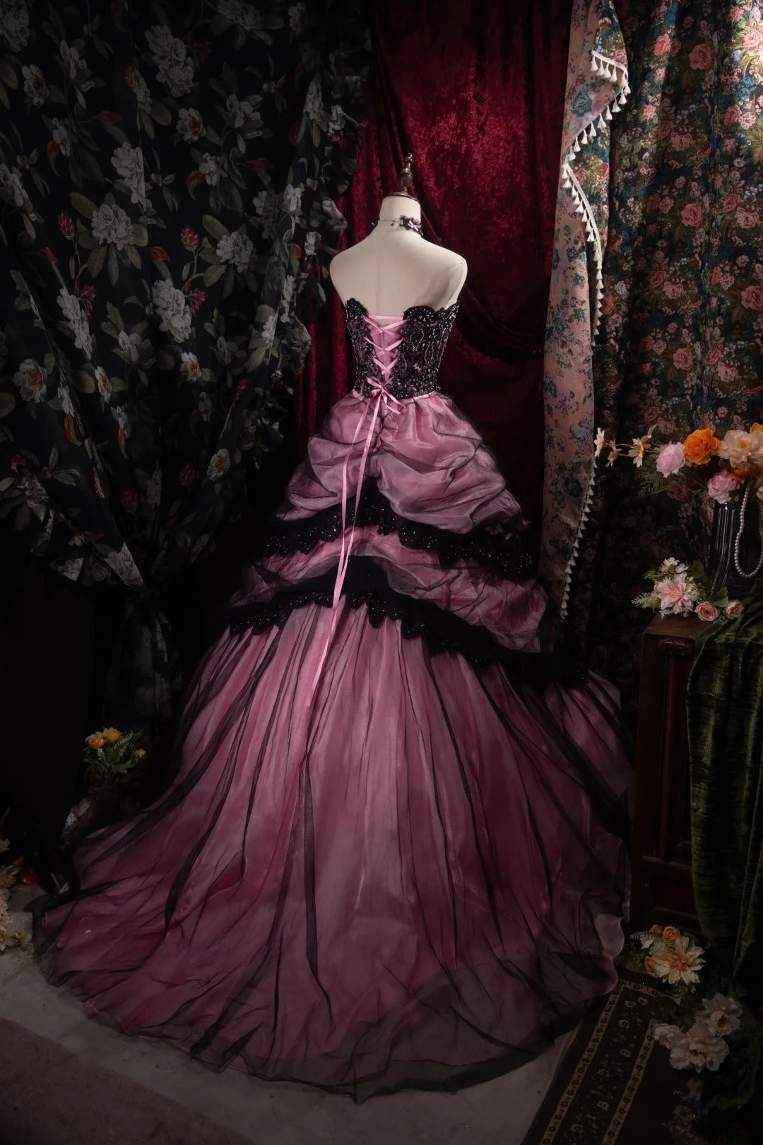 Dreamy Ball Gown Formal Events Strapless Black Tulle With Tiered Quince Dress Quinceanera Dresses Birthday Outfits RB8497