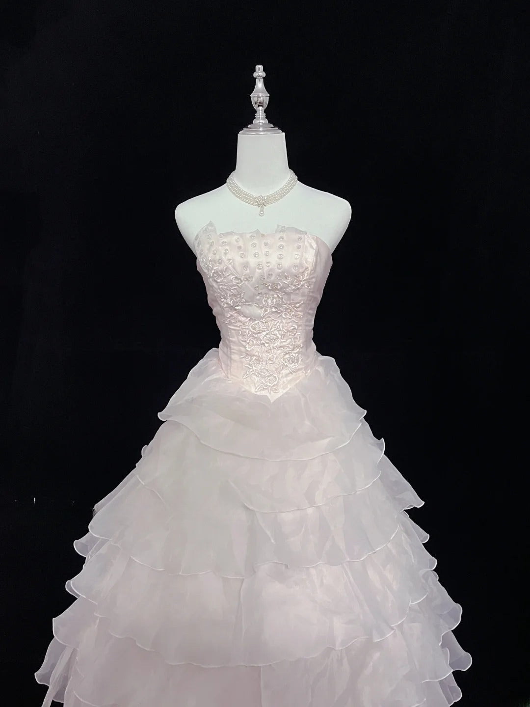 Fairytale Dream Ball Gowns Strapless Light Pink With Lace Poofy Long Quince Dress Voluminous Ideas Quinceanera Dresses Vestidos De 15anos RB7625