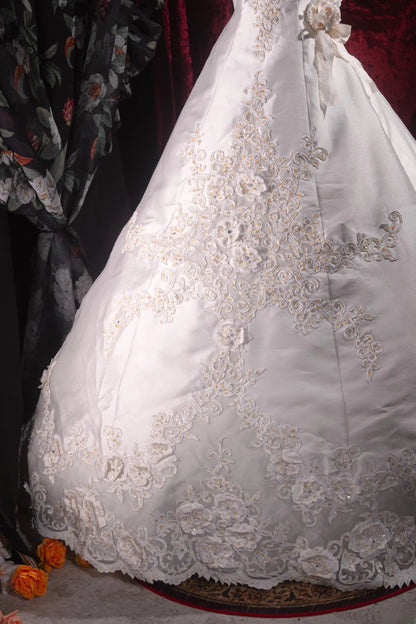 Vintage Ball Gown Strapless White Satin 2000s With Appliqued Long Autumn Winter Bridal Dress Wedding Dresses RB8501