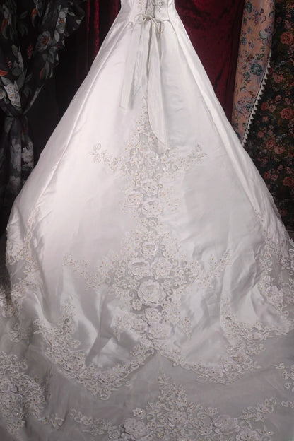 Vintage Ball Gown Strapless White Satin 2000s With Appliqued Long Autumn Winter Bridal Dress Wedding Dresses RB8501