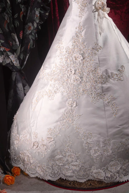 Vintage Ball Gown Strapless White Satin 2000s With Appliqued Long Autumn Winter Bridal Dress Wedding Dresses RB8501