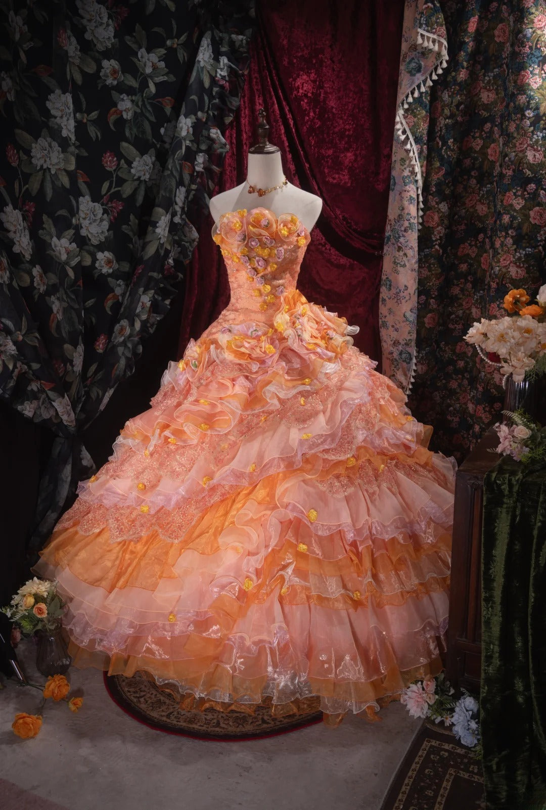 Dreamy Ball Gown Formal Events Strapless Orange Tulle With Tiered Layered Quince Dress Quinceanera Dresses Birthday Outfits RB8503