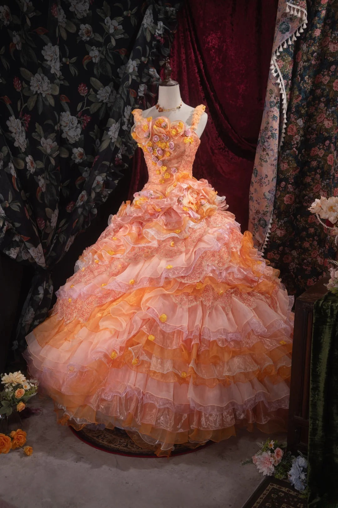 Dreamy Ball Gown Formal Events Strapless Orange Tulle With Tiered Layered Quince Dress Quinceanera Dresses Birthday Outfits RB8503