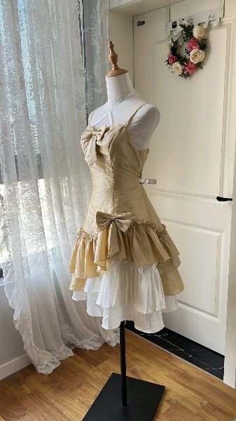 Gold Hoco Dress A line Spaghetti Straps Satin Short Homecoming 17th Birthday Party Dress RC0582