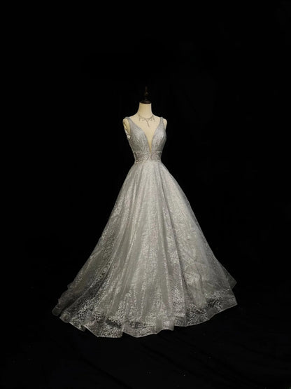 Beautiful Prom Dresses Ball Gown V Neckline Silver Gray With Backless Sequin Long Formal Outfits RB6091