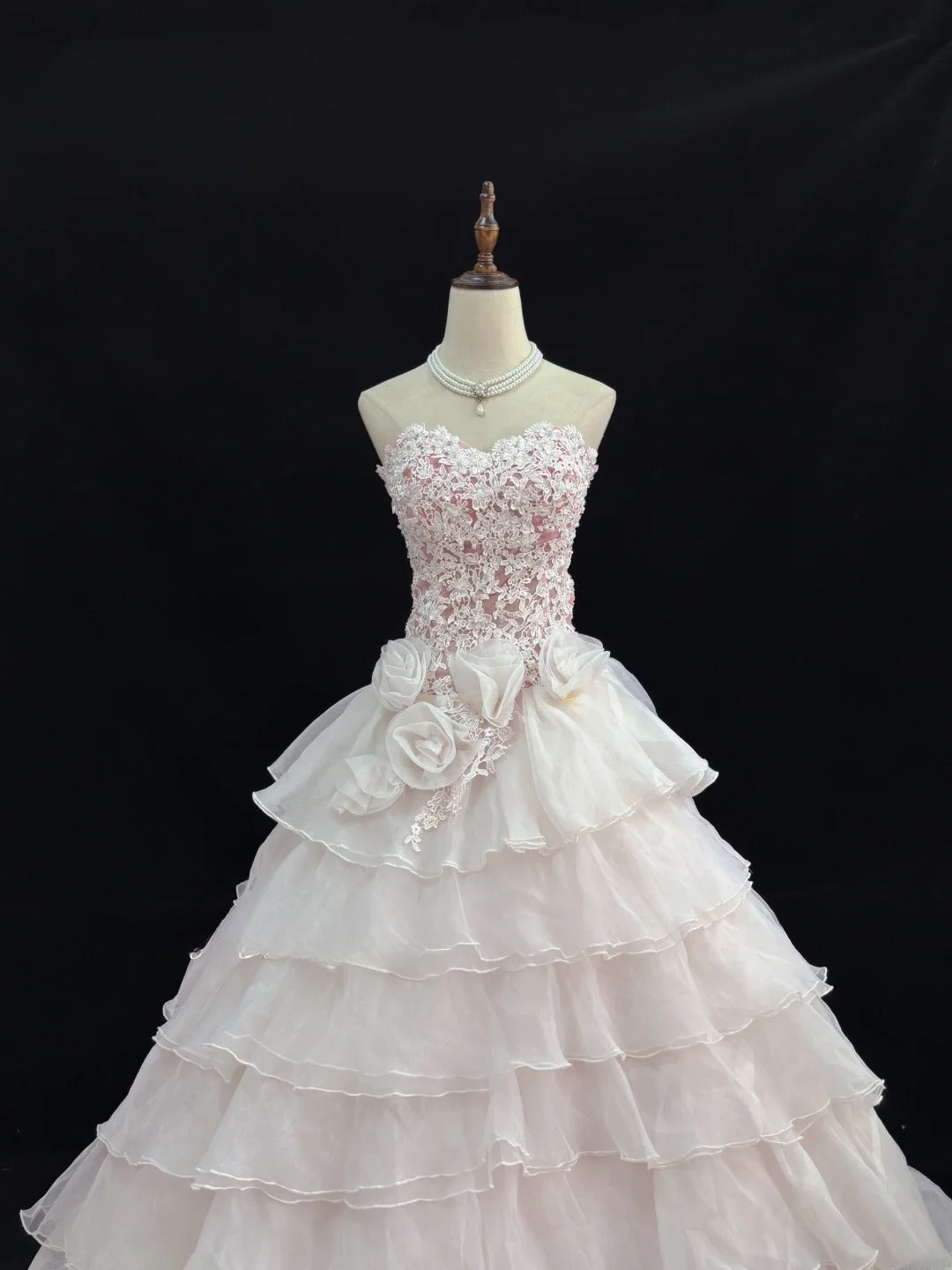 Elegant Ball Gowns Sweetheart Light Pink Poofy Long Lace Quince Dress Sweet 16 Ideas Quinceanera Dresses Vestidos De 15 anos RB7639