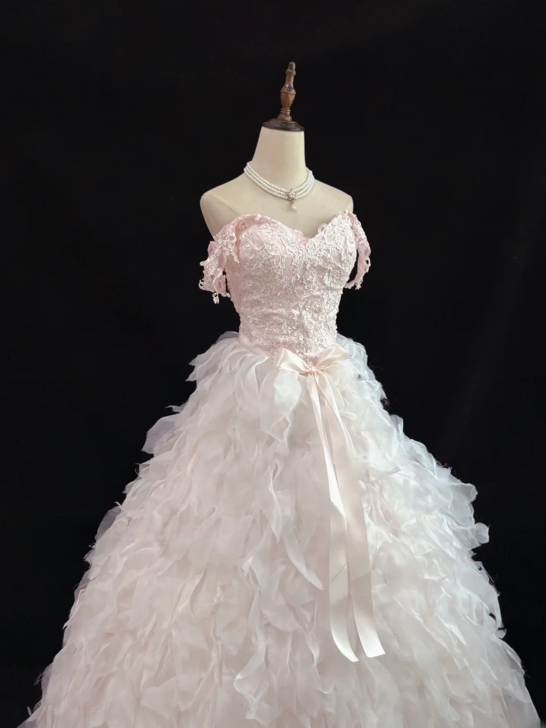 Elegant Ball Gowns Sweetheart Light Pink Poofy Long Lace Quince Dress Sweet 16 Ideas Quinceanera Dresses Vestidos De 15 anos RB7640