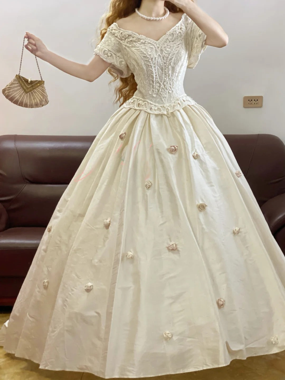 Elegant Floor Length Wedding Dress Classic White Ball Gown Off Shoulder With Sleeves Bridal Gown for Big Day RB9160