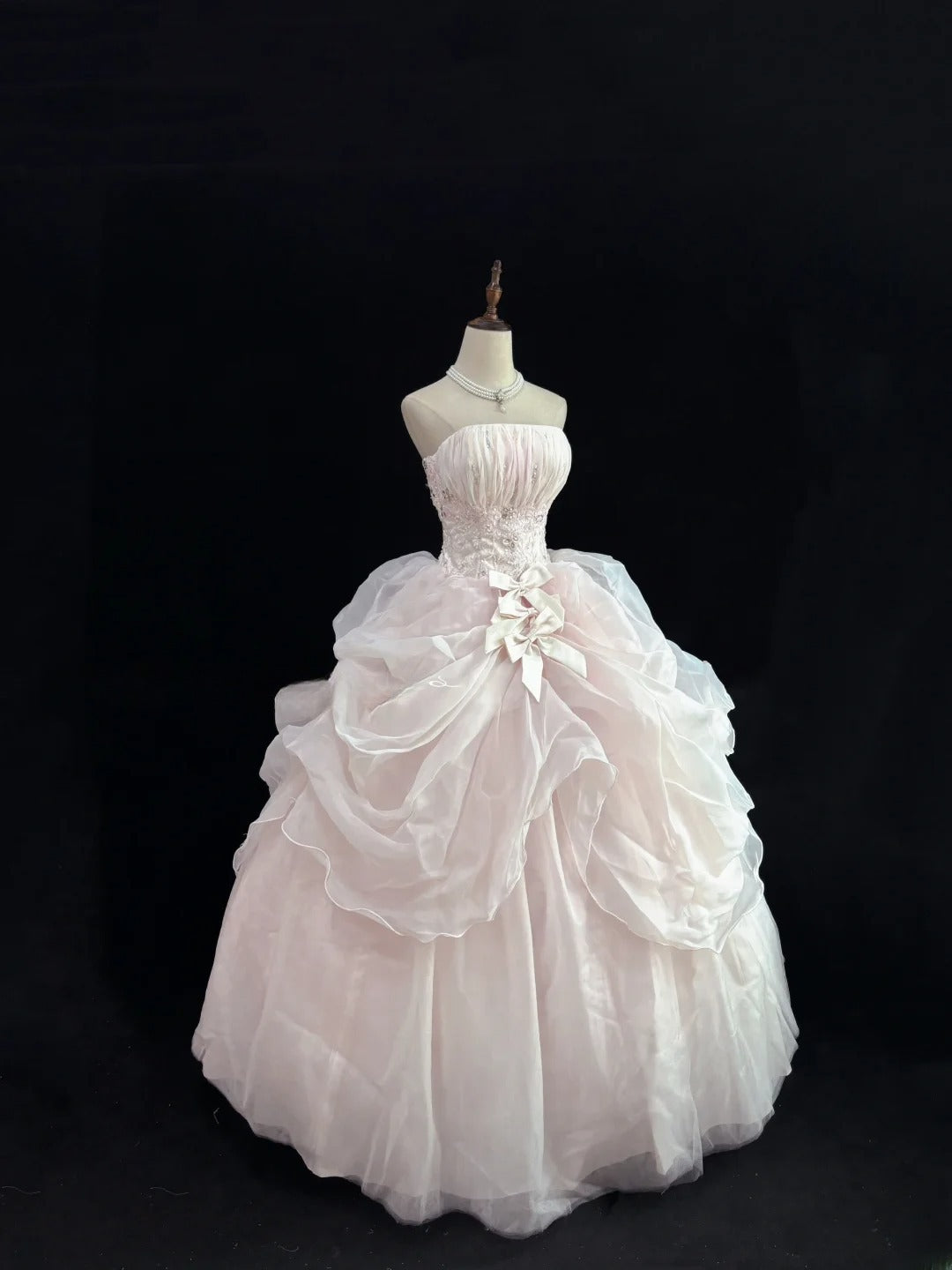 Elegant Ball Gowns Strapless Light Pink Poofy Long Appliqued Quince Dress Sweet 16 Ideas Quinceanera Dresses Vestidos De 15 anos RB7641