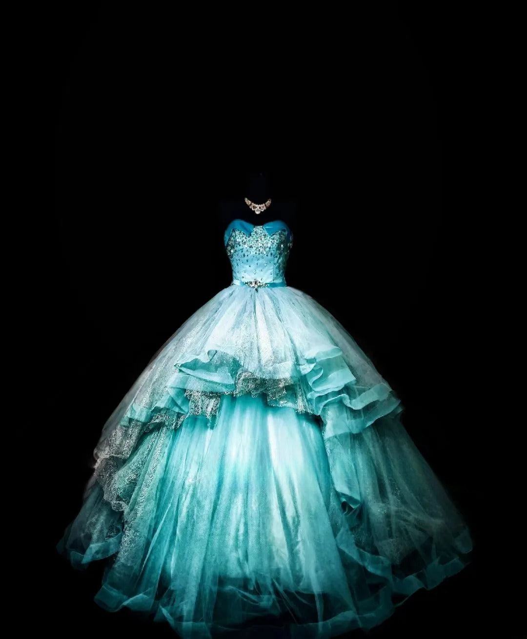 Modest Ball Gown Sweetheart Blue Tulle Long Quinceanera Dresses With Ruffled For Sweet 15 15 Anos Celebration Birthday Formal Gown RB8878