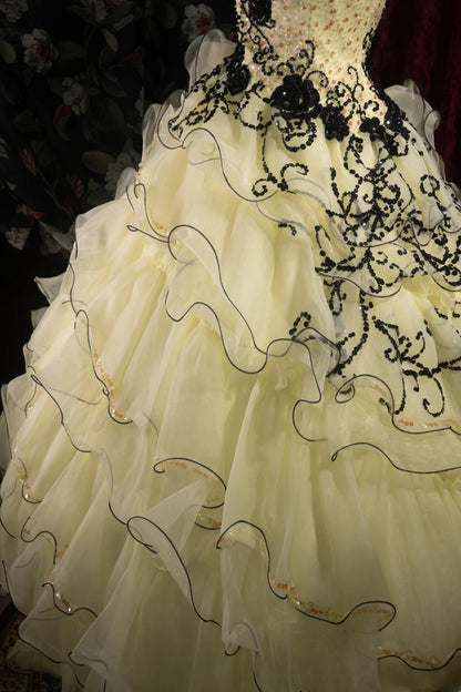 Cute Ball Gown Formal Events High Neck Yellow Tulle With Beading Quince Dress Tiered Quinceanera Dresses Birthday Outfits RB8510