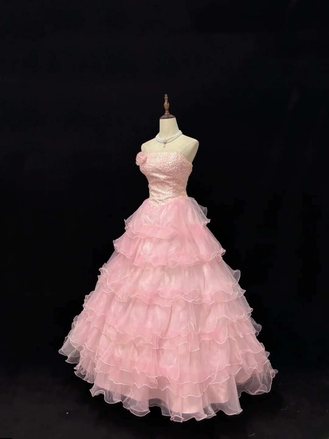 Elegant Ball Gowns Strapless Pink Poofy Long With Tiered Layers Tulle Quince Dress Sweet 16 Ideas Quinceanera Dresses Vestidos De 15 anos RB7647