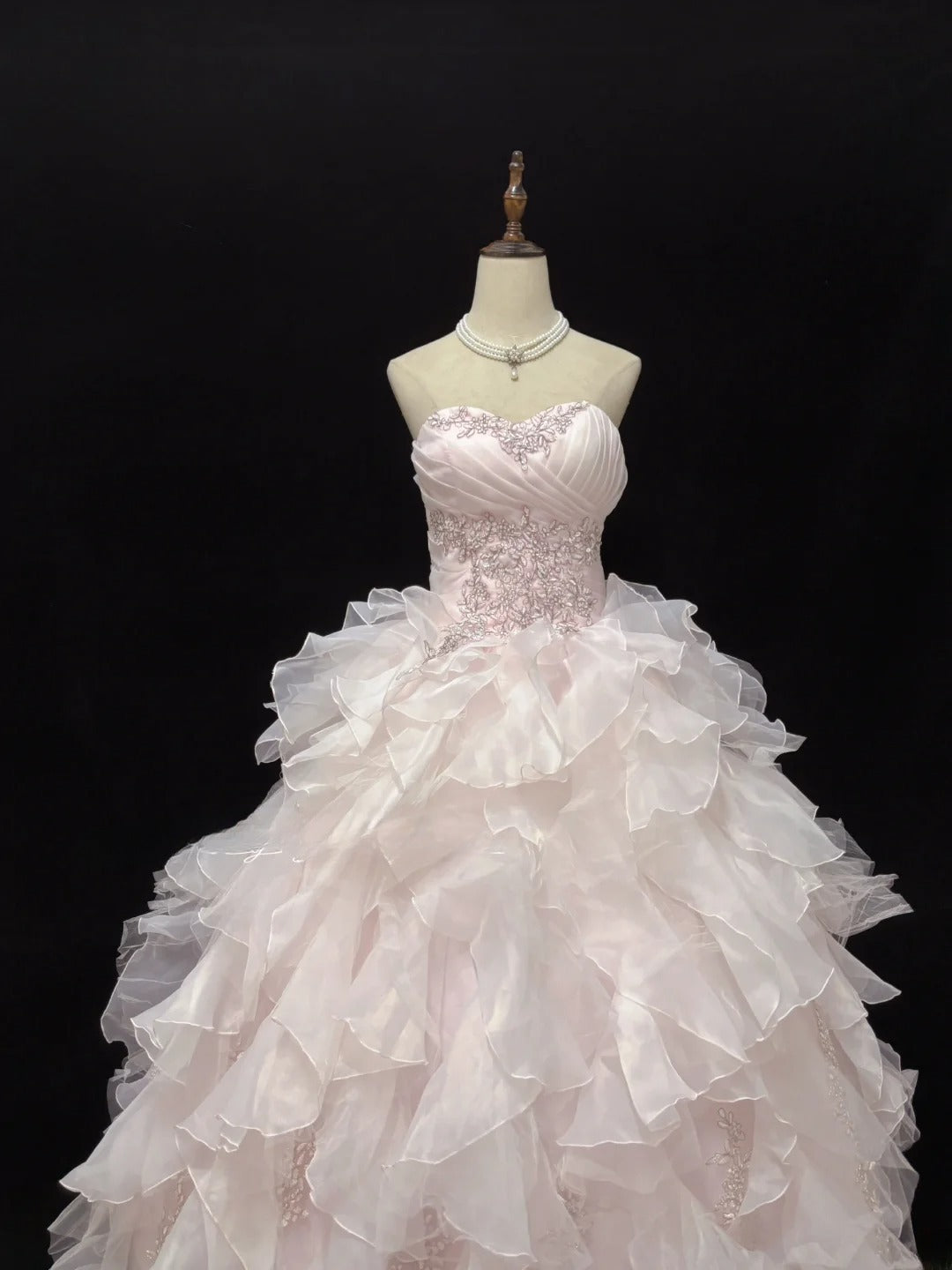 Elegant Ball Gowns Sweetheart Pink Poofy Long With Tiered Layers Tulle Quince Dress Sweet 16 inspo Quinceanera Dresses Vestidos De 15 anos RB7648