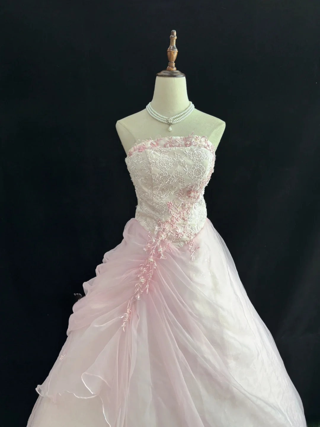 Classy Ball Gowns Strapless Pink Poofy Long With Lace Appliques Quince Dress Sweet 16 inspo Quinceanera Dresses Vestidos De 15 anos RB7655