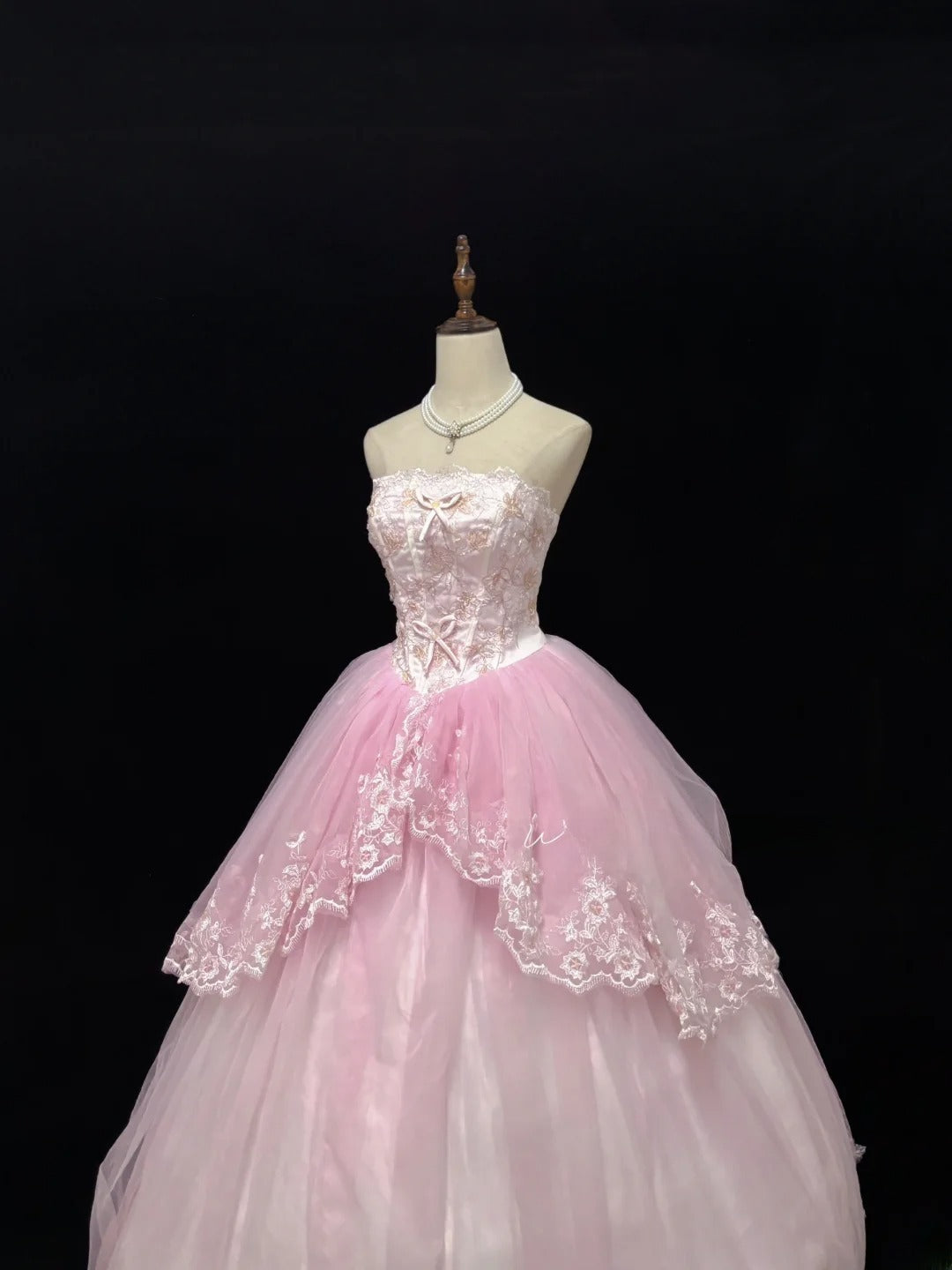 Classy Ball Gowns Strapless Pink Poofy Long With Appliued Lace Quince Dress Sweet 16 inspo Quinceanera Dresses Vestidos De 15 anos RB7657