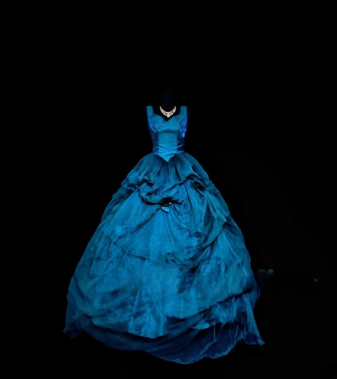 Modest Ball Gown Blue Sweetheart Long Quinceanera Dresses For Sweet 15 15 Anos Celebration Birthday Formal Gown RB8893