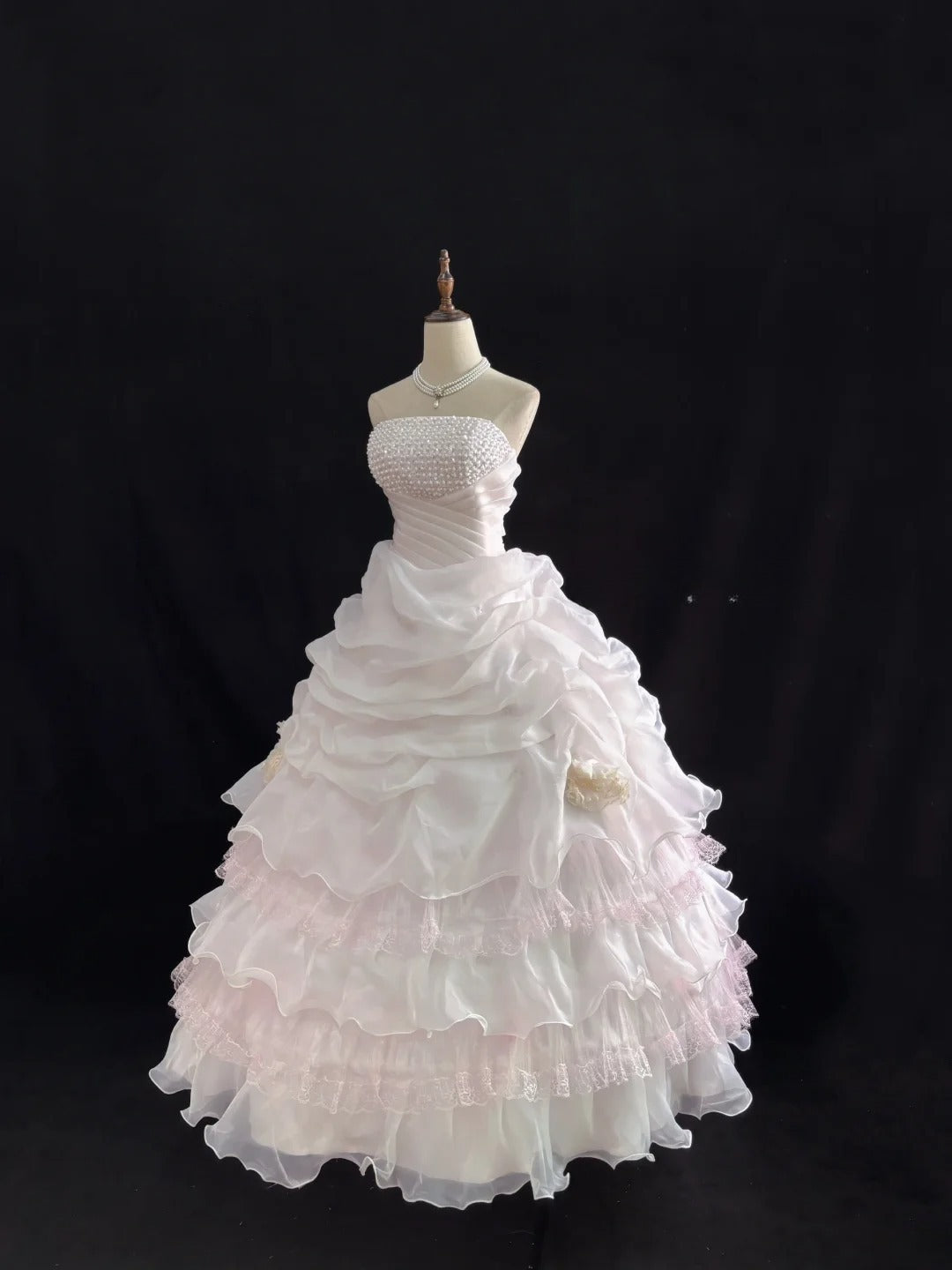 Classy Ball Gowns Strapless Pink Poofy Long With Pearls Quince Dress Sweet 16 inspo Quinceanera Dresses Vestidos De 15 anos RB7660