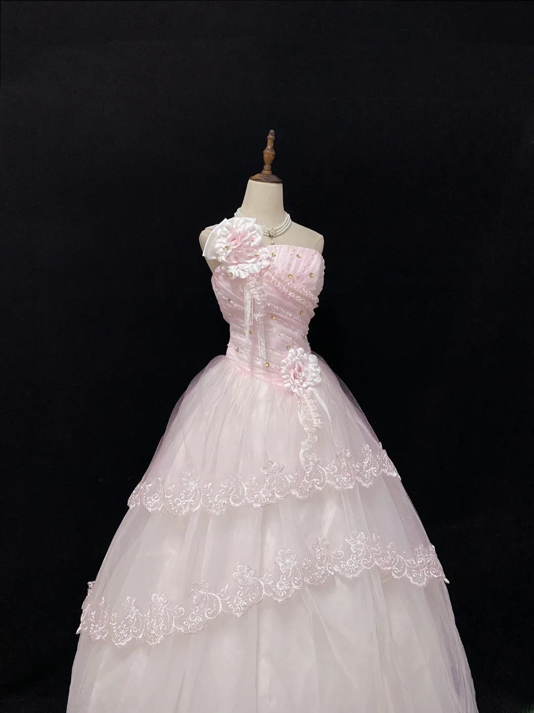 Ethereal Prom Dress Ball Gowns Strapless Pink Tulle Poofy Basque Waist Long With 3D Flowers Veil Quince Dress inspo Quinceanera Dresses Vestidos De 15 anos RB7724