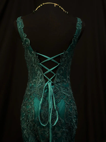 Modest Prom Dresses Mermaid V Neckline Dark Emerald Green With Lace Appliqued Long Night Evening Formal Outfits RB6120