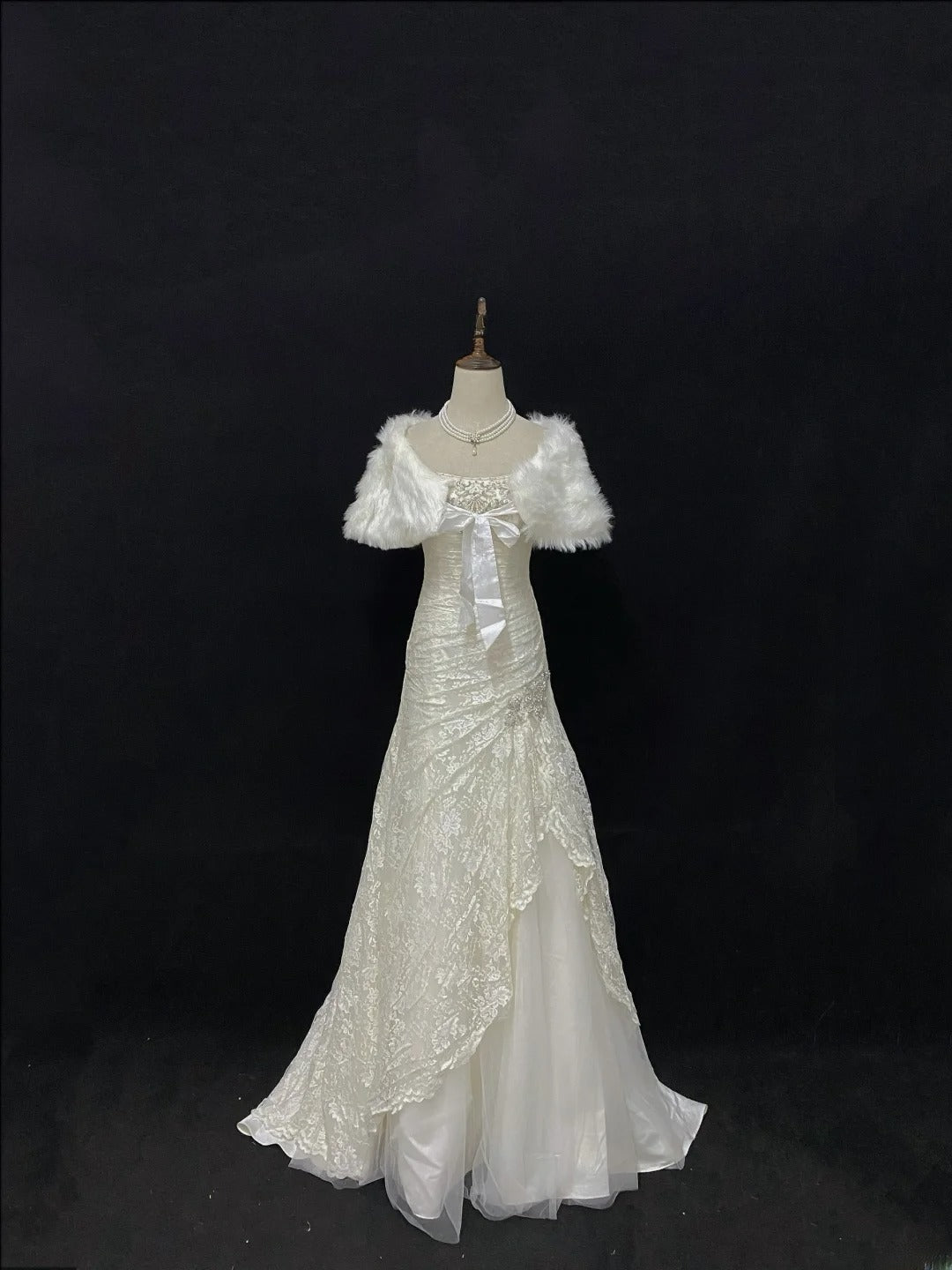 Vintage Mermaid Strapless Ivory With Appliqued Lace Beading Brides Gown Bridal Dress Wedding Dresses Style RB7727