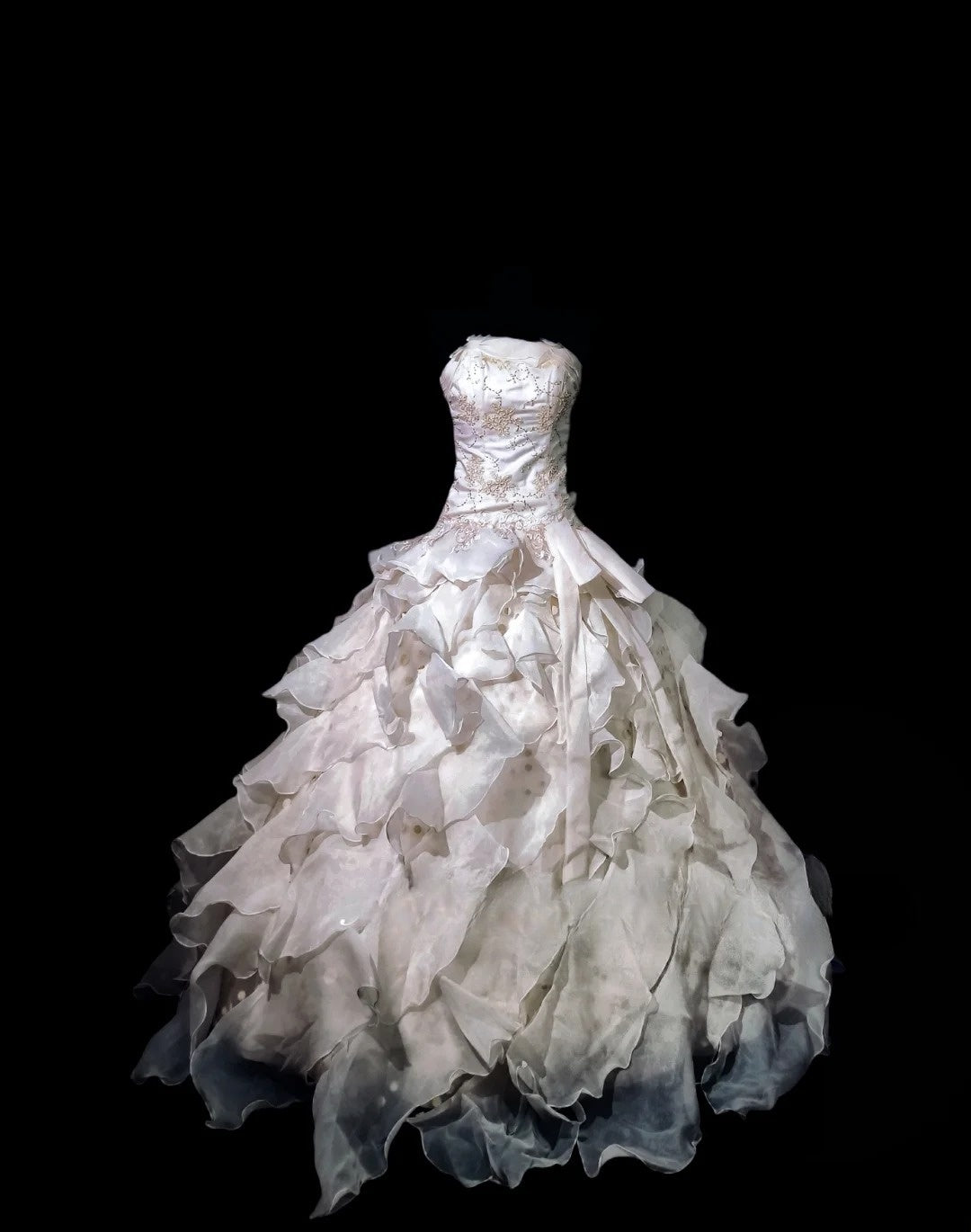 Vintage 80s Wedding Dress Ball Gown Strapless Ivory With Tiered Bridal Gown for Big Day RC0069