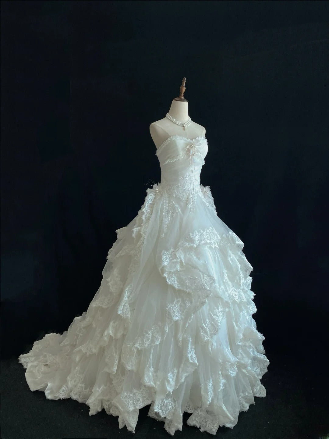 Vintage 80s Ball Gown Sweetheart White Tulle With Appliqued Lace Tiered Brides Gown Bridal Dress Wedding Dresses RB7730
