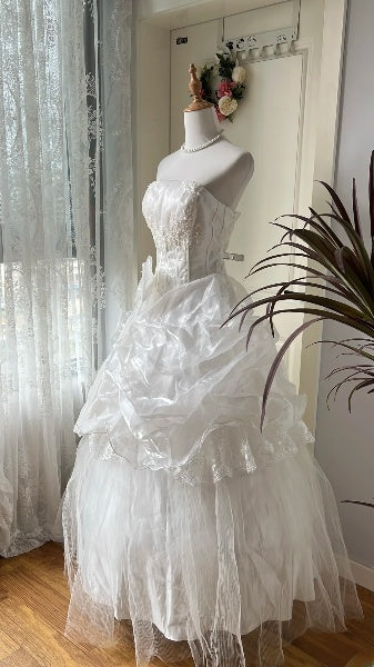 Sweet 15 Quinceanera Dress Ball Gown Strapless White With Lace Long 16th Birthday Outfits RC0621