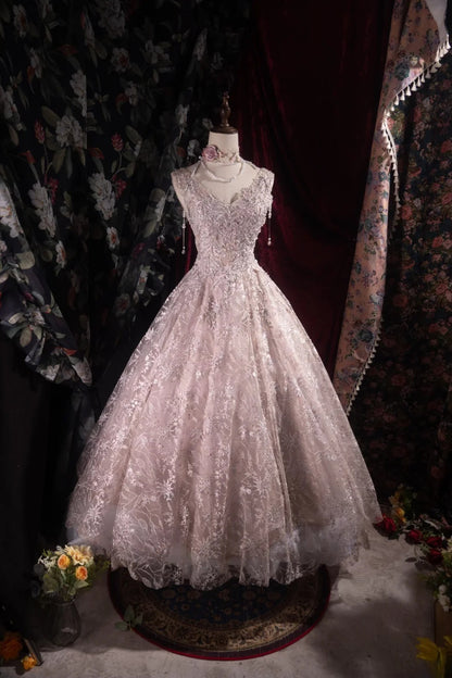 Regal Ball Gown Formal Events V Neckline Light Pink Tulle With Lace Quince Dress Long Quinceanera Dresses Birthday Outfits RB8537