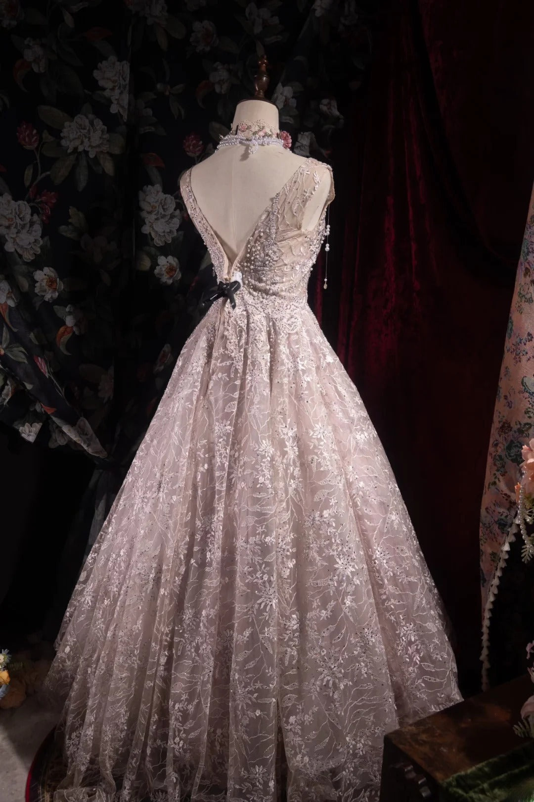Regal Ball Gown Formal Events V Neckline Light Pink Tulle With Lace Quince Dress Long Quinceanera Dresses Birthday Outfits RB8537