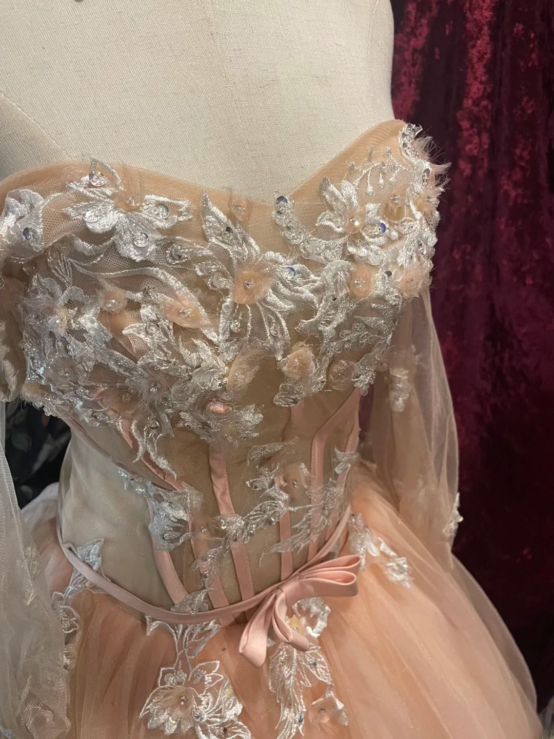 Regal Ball Gown Formal Events Off The Shoulder Blush Pink Lace With 3D Appliqued Quince Dress Long Quinceanera Dresses Birthday Outfits RB8545