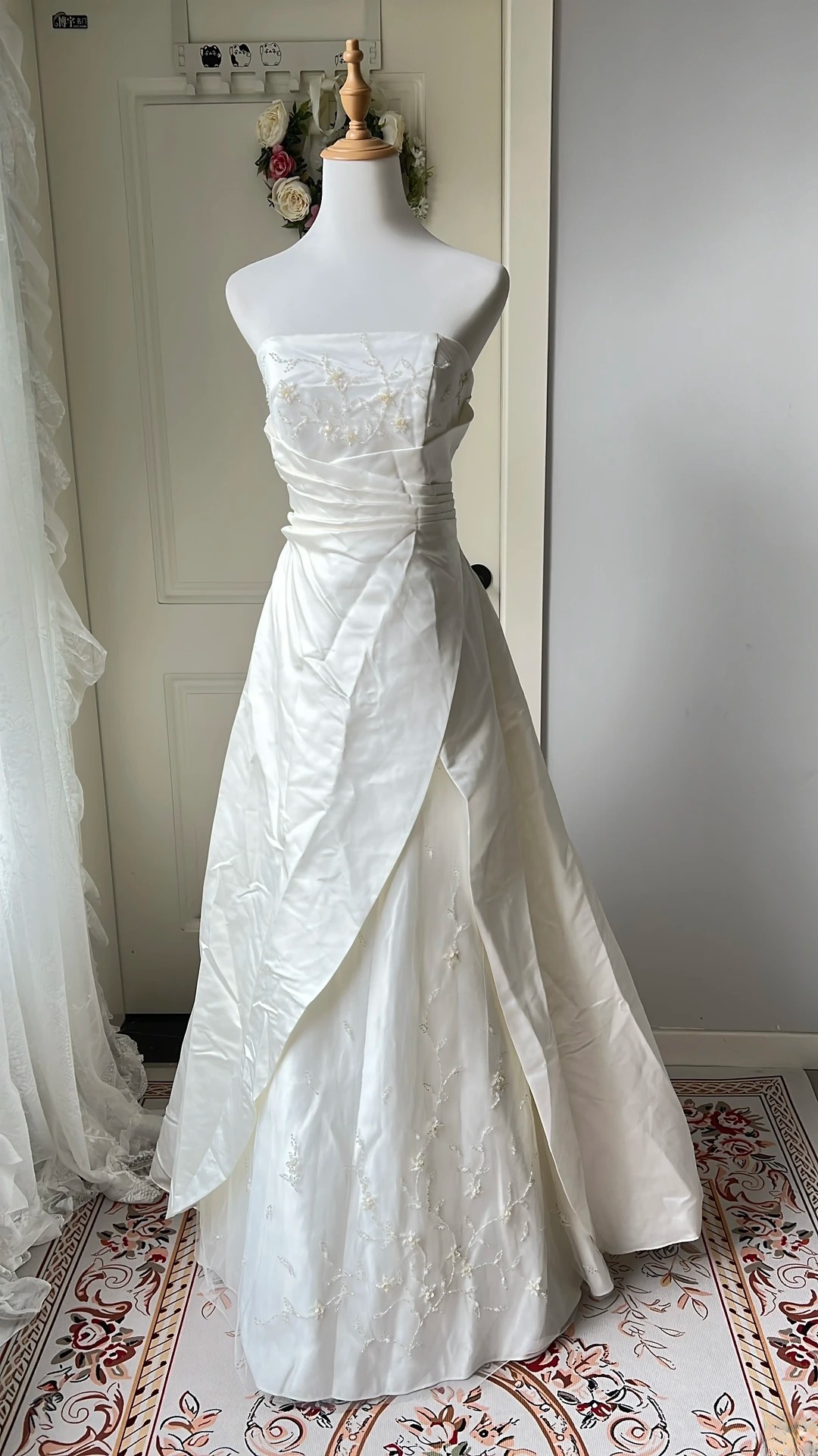 Timeless Wedding Dress Ball Gown Strapless Satin White Tulle With Lace Long Bridal Gown RC0647