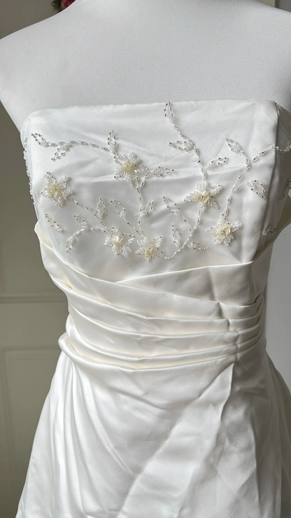Timeless Wedding Dress Ball Gown Strapless Satin White Tulle With Lace Long Bridal Gown RC0647