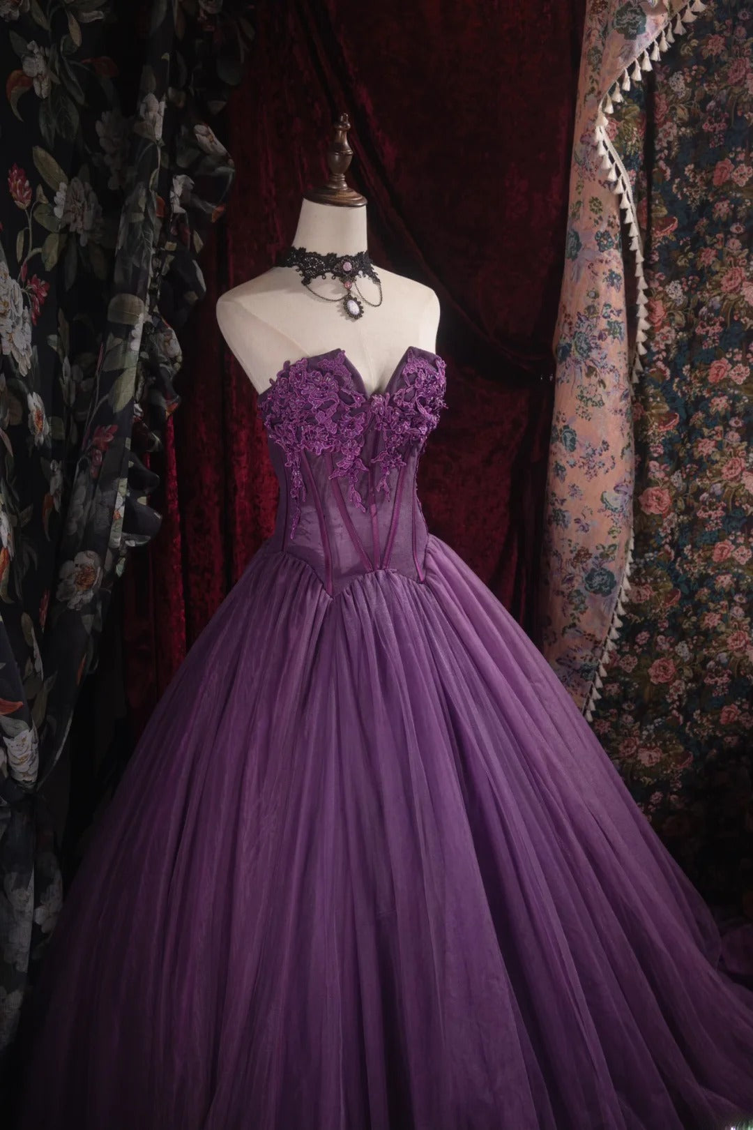 Cute Ball Gown Formal Events Strapless Purple Tulle With Appliqued Quince Dress Quinceanera Dresses Birthday Outfits RB8550