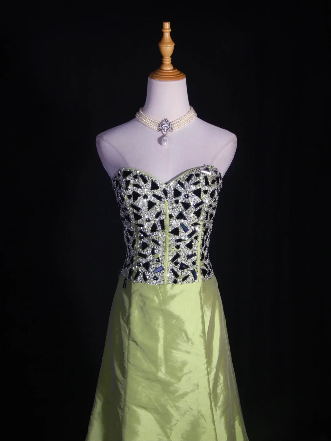 Retro 60s A line Sweetheart Olive Green Taffeta With Silver Gem Beads Prom Dresses Inspo 22th Birthday Outfit Formal Gown AS326