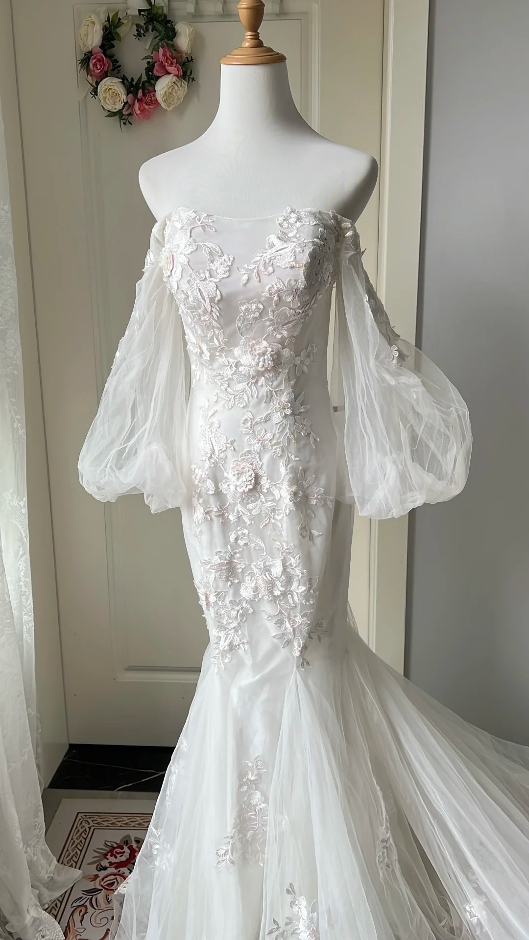 Timeless Wedding Dress Mermaid Off Shoulder Tulle White With Appliques Long Bridal Gown RC0663