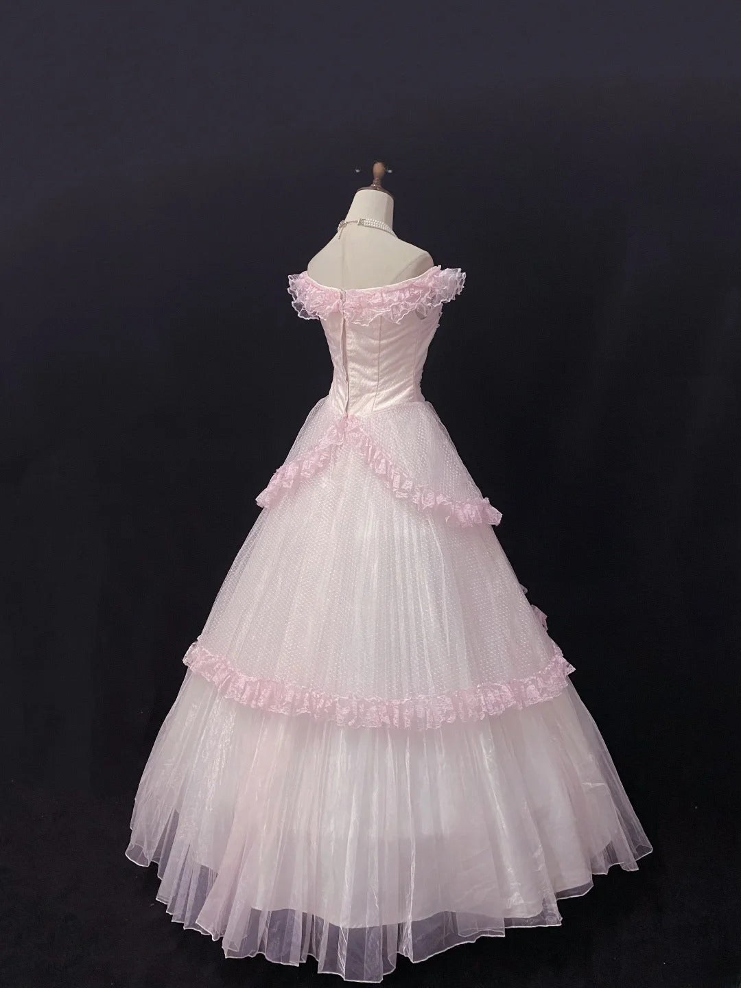 Elegant Ball Gown Off The Shoulder Pink Poofy Long With Appliqued Quince Dress inspo Quinceanera Dresses Sweet 15 16 Outfits RB7803