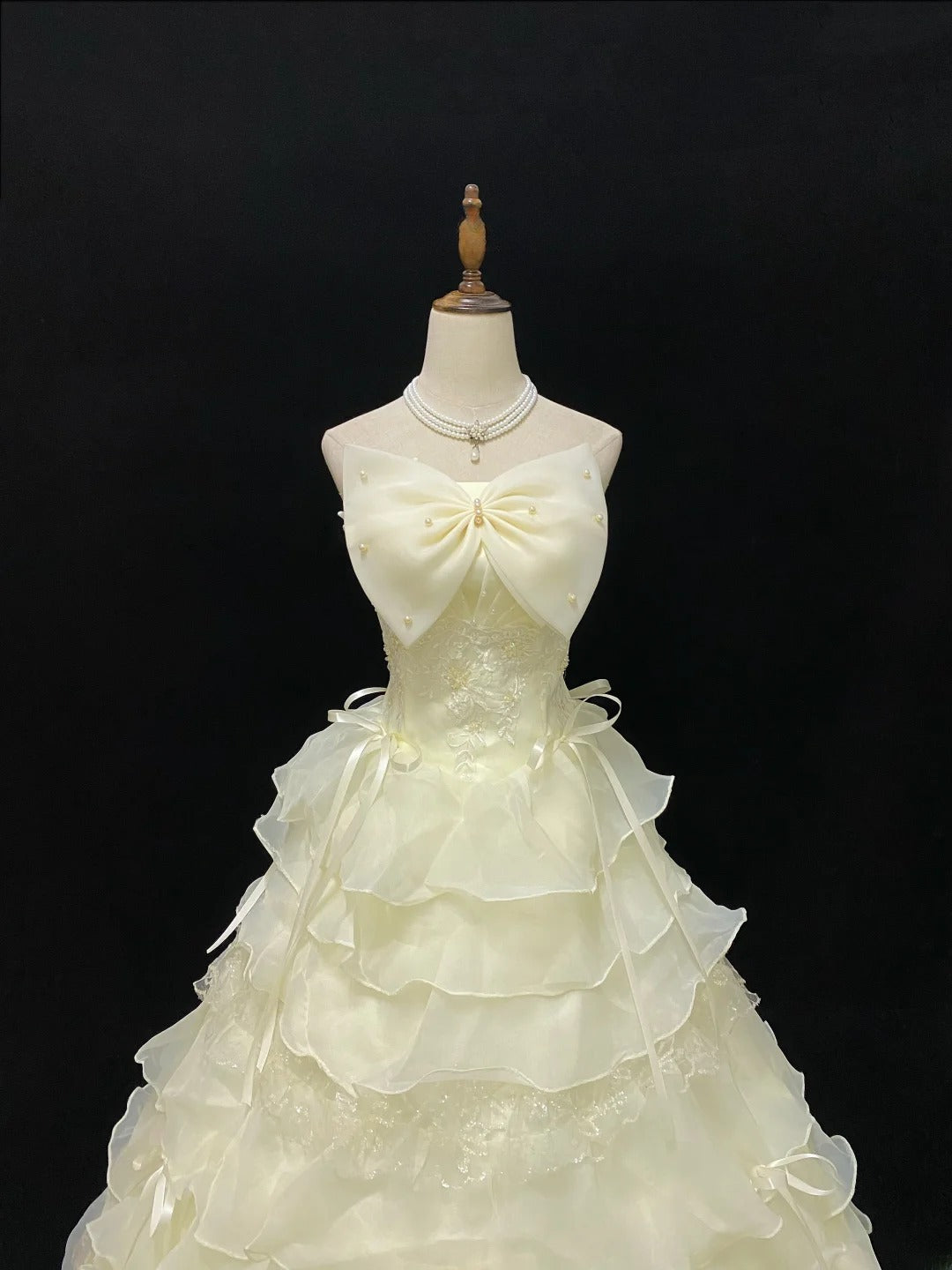Princess Ball Gown Strapless Yellow Poofy Long With Ruffled Lace Quince Dress inspo Quinceanera Dresses Sweet 15 16 Outfits RB7805