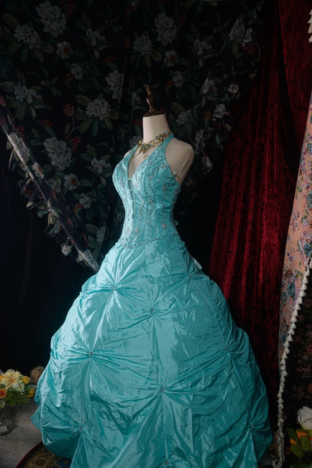 Vintage 80s Ball Gown Halter Tiffany Blue With Silver Beading y2k High School Dances Prom Dresses Formal Outfits Evening Gown RB8574