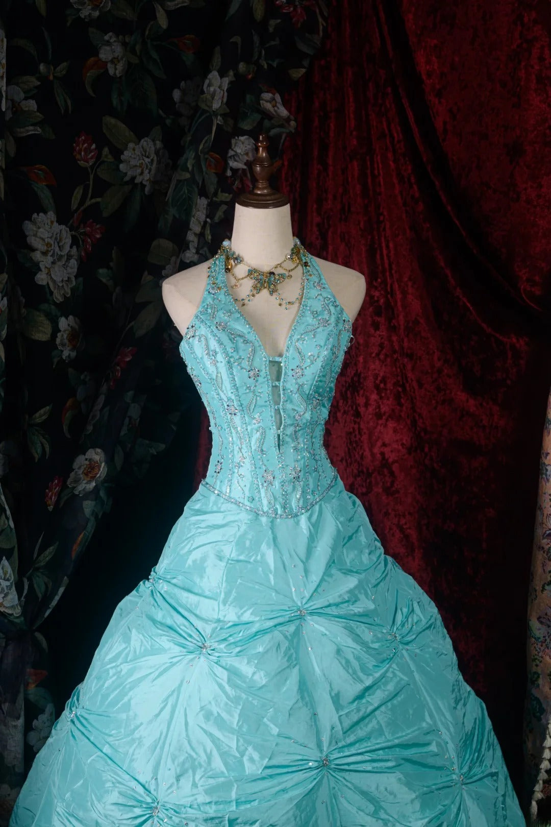 Vintage 80s Ball Gown Halter Tiffany Blue With Silver Beading y2k High School Dances Prom Dresses Formal Outfits Evening Gown RB8574